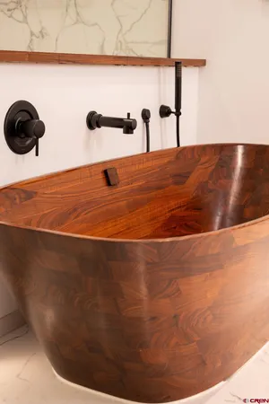 a close view of sink