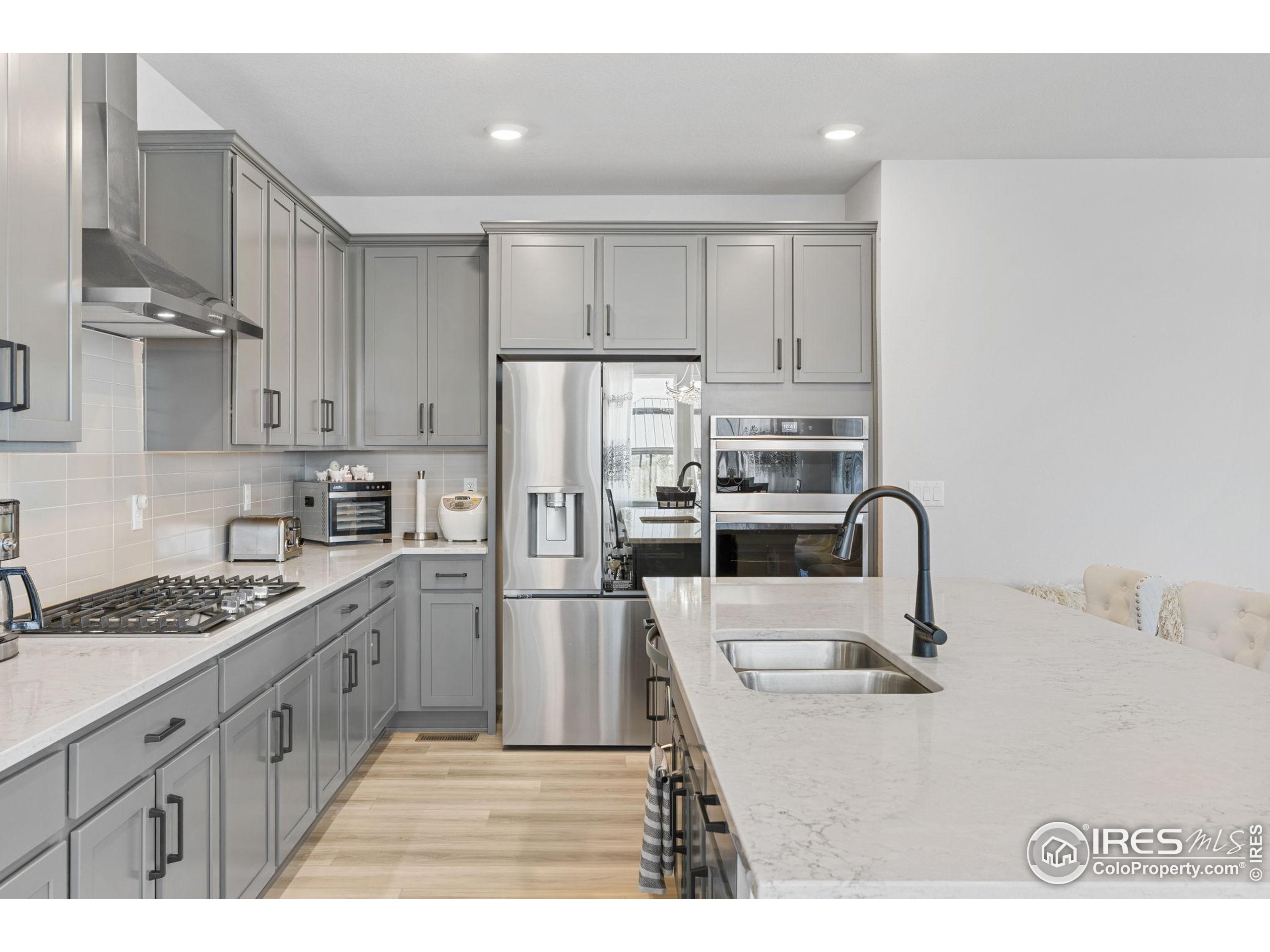 1230 Nathan Place Lafayette, CO 80026 - Photo 4 of 34