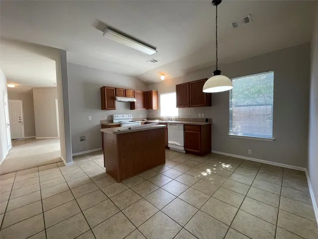 $1,795 | 208 Spruce Drive, Kyle, TX 78640