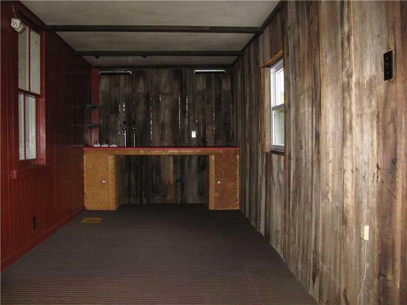 303 Dowling Road Jamestown, PA 16134 - Photo 11 of 15 Den/Family/Great Room.