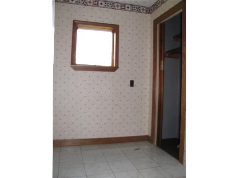 303 Dowling Road Jamestown, PA 16134 - Photo 12 of 15 Den.