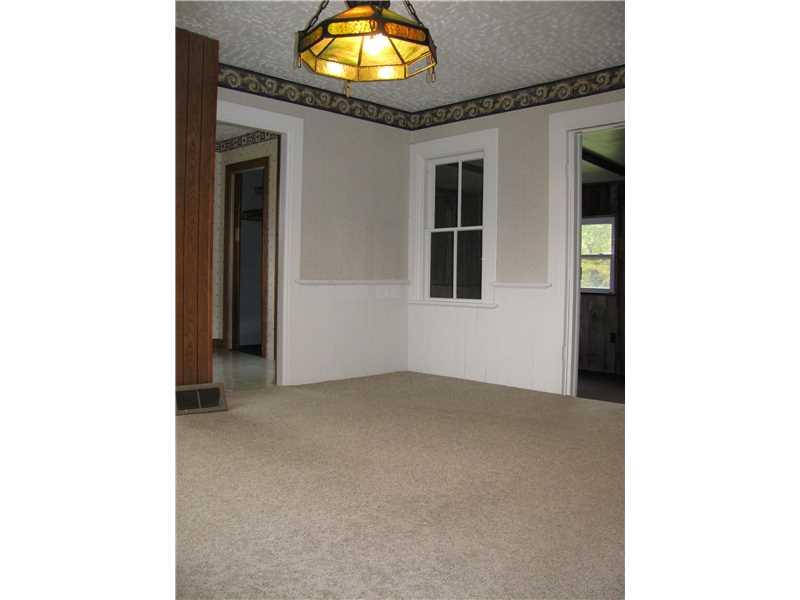 303 Dowling Road Jamestown, PA 16134 - Photo 8 of 15 Dining Room.