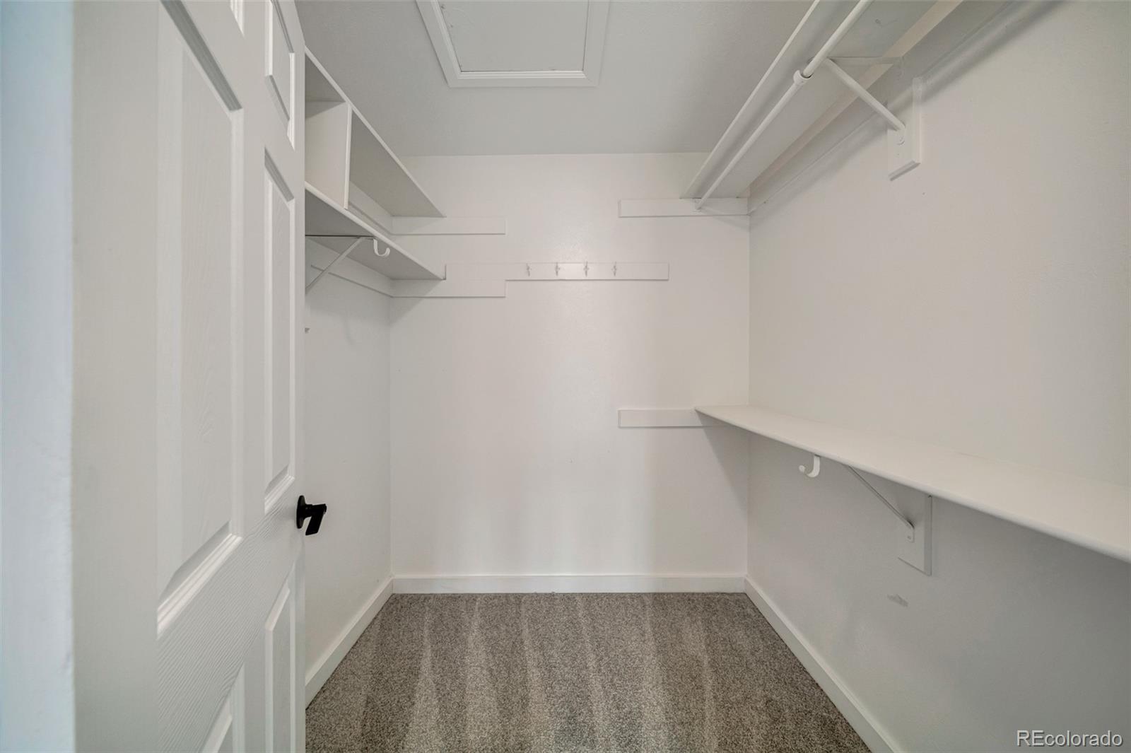 4666 Freeport Way Denver, CO 80239 - Photo 12 of 27