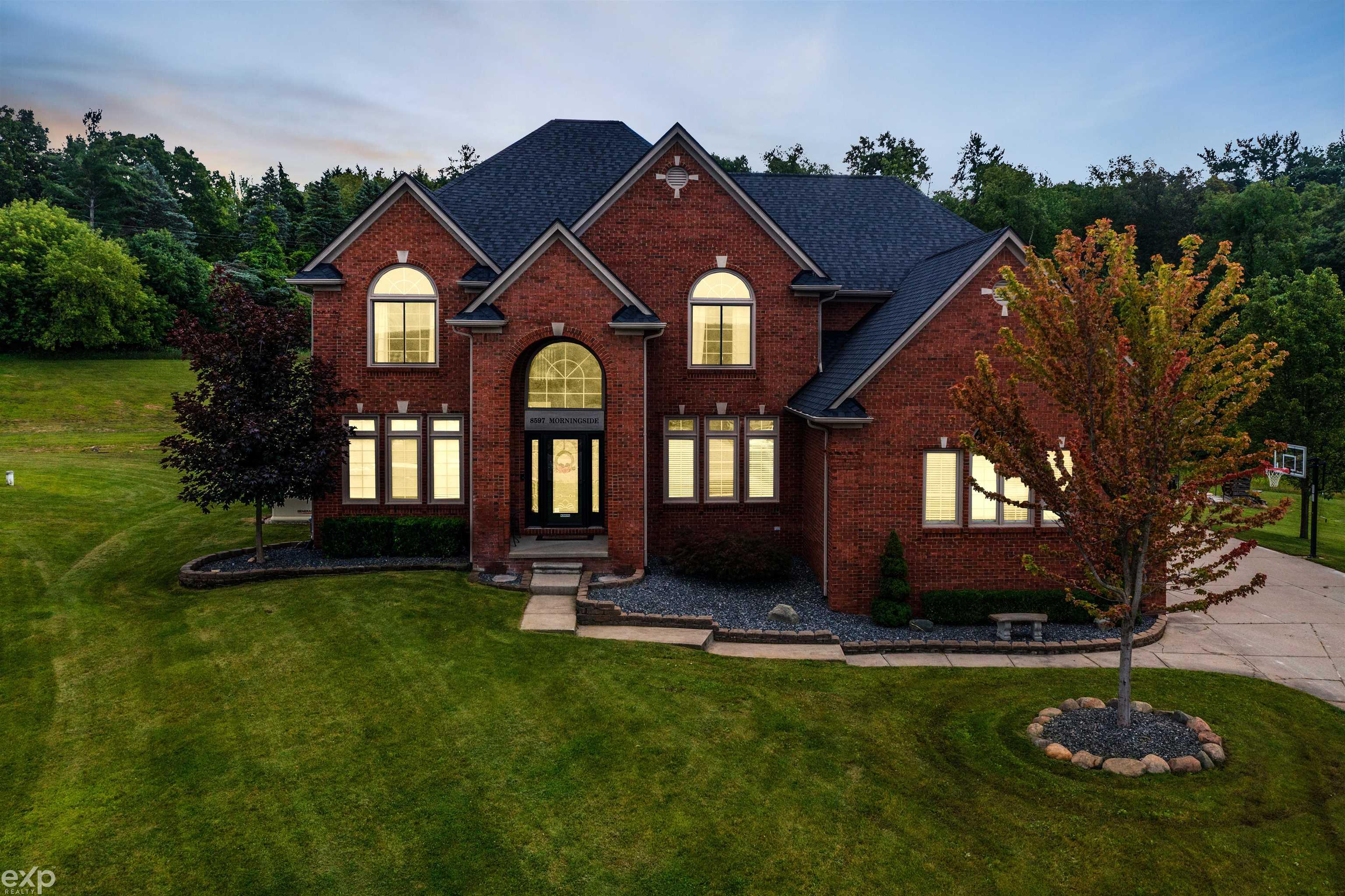 8597 Morningside Drive Romeo, MI 48065 - Photo 42 of 59 Exterior Front