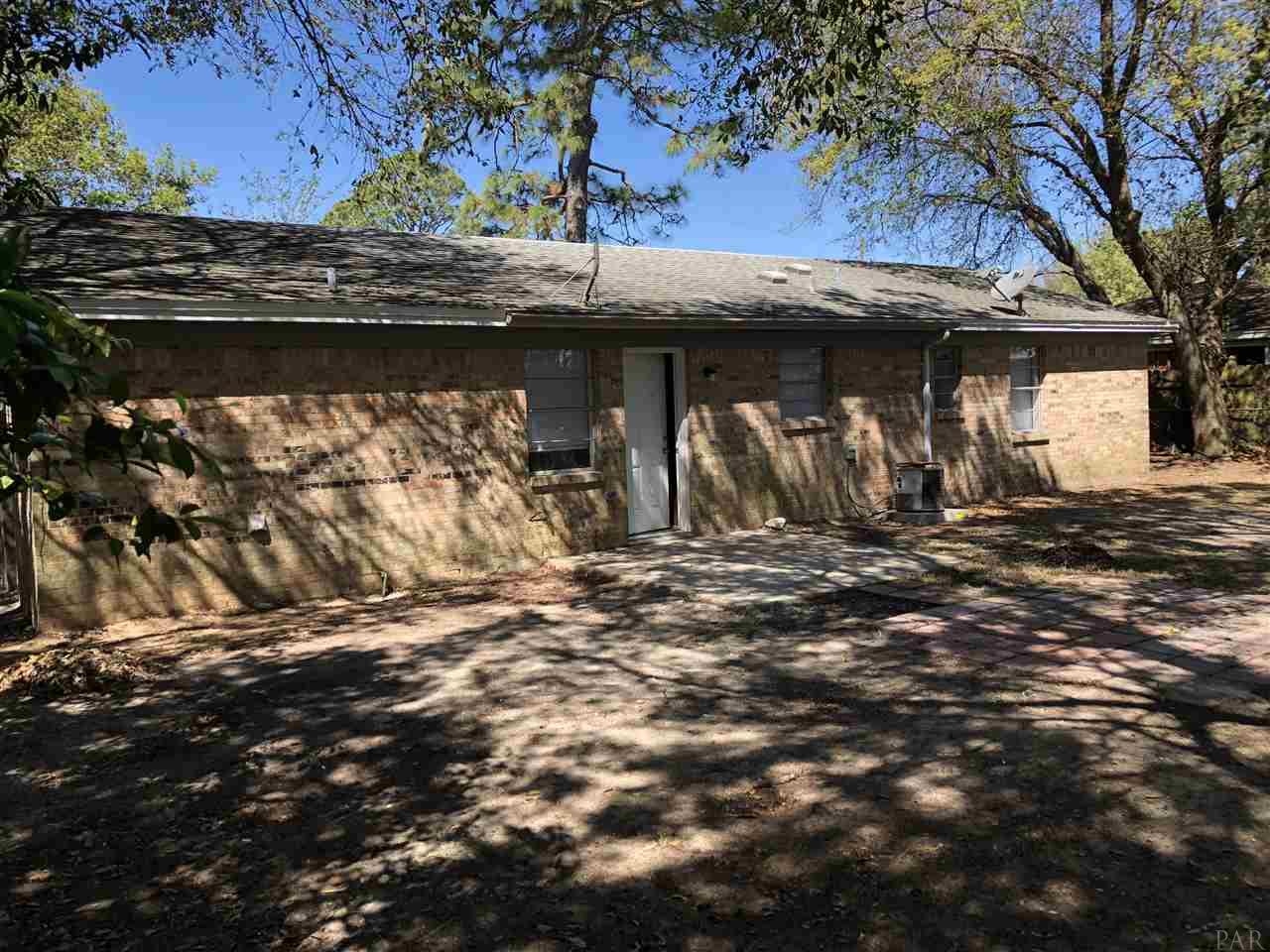 386 Quigley Road Pensacola, FL 32506 - Photo 4 of 15 Gallery Image 4