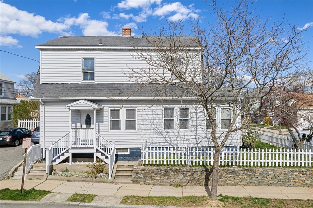 52 Cactus Street Providence, RI 02905 - Photo 2 of 33