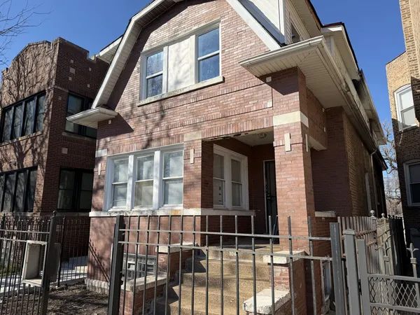 $185,000 | 1044 West Marquette Road, Chicago, IL 60621