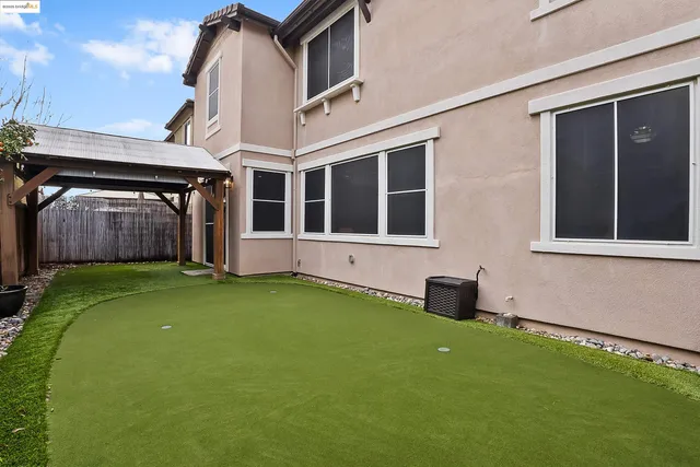 $685,000 | 322 Pacifica Drive, Brentwood, CA 94513