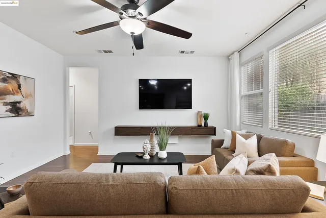 $685,000 | 322 Pacifica Drive, Brentwood, CA 94513