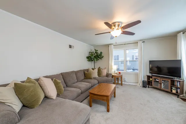 $239,900 | 1009 Osmond Avenue, Antioch, IL 60002