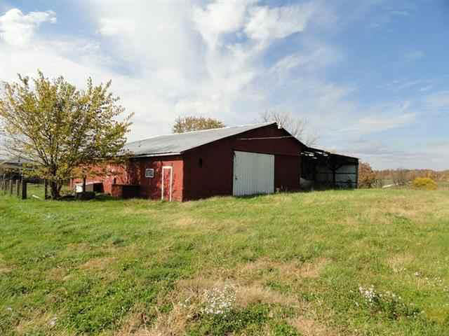 1005 West Water Tower Road Salem, IN 47167 - Photo 9 of 10