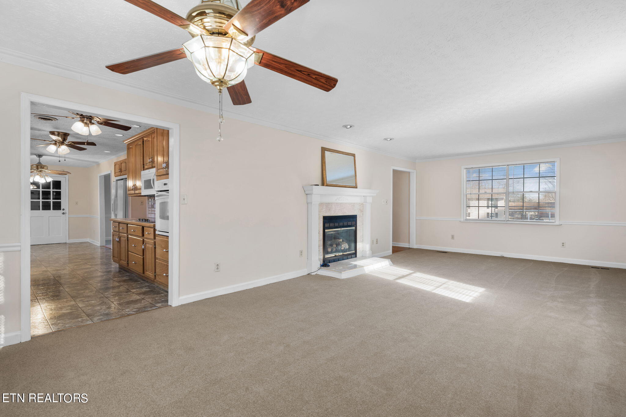 312 Yarnell Road Clinton, TN 37716 - Photo 7 of 36 7-web-or-mls-Yrnll312 (7)