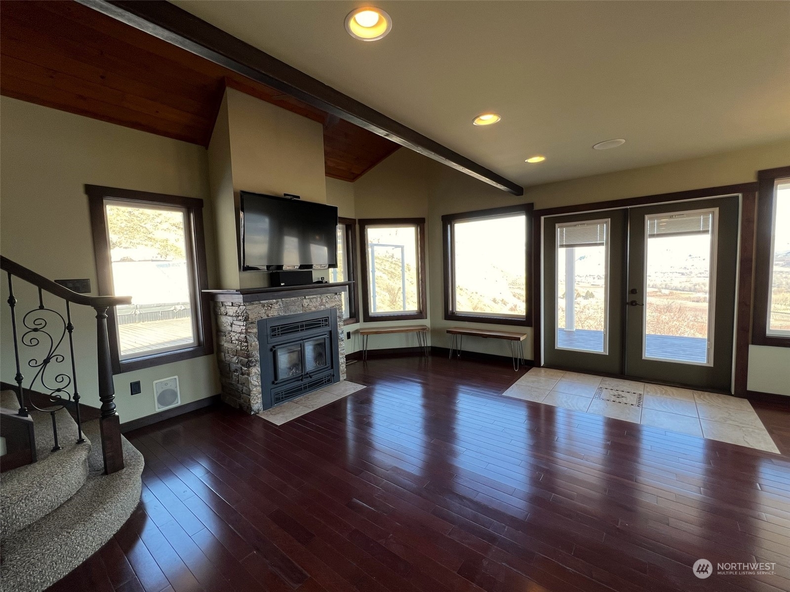 357 Blue Lake Road Oroville, WA 98844 - Photo 5 of 35 Gallery Image 5