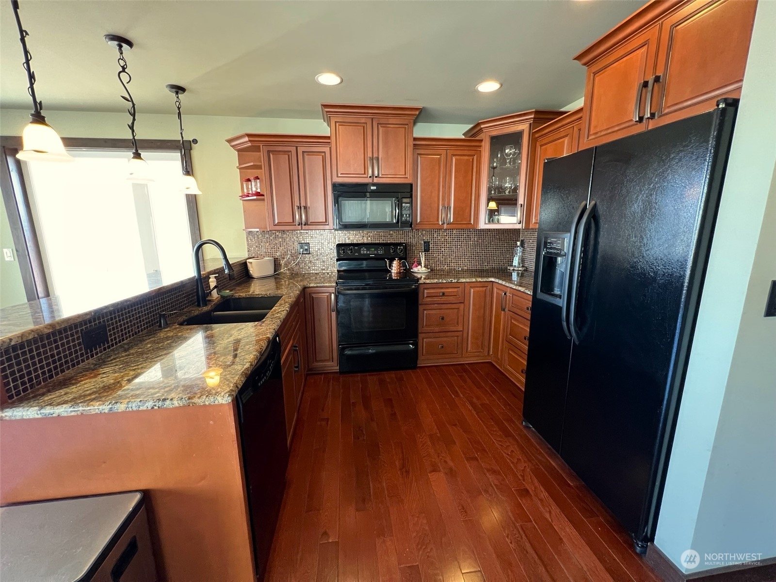 357 Blue Lake Road Oroville, WA 98844 - Photo 8 of 35 Gallery Image 8