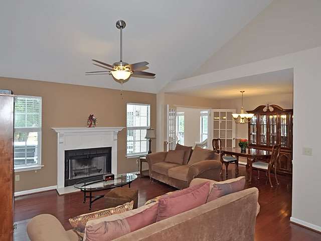 109 Coachman Court Anderson, SC 29625 - Photo 2 of 15