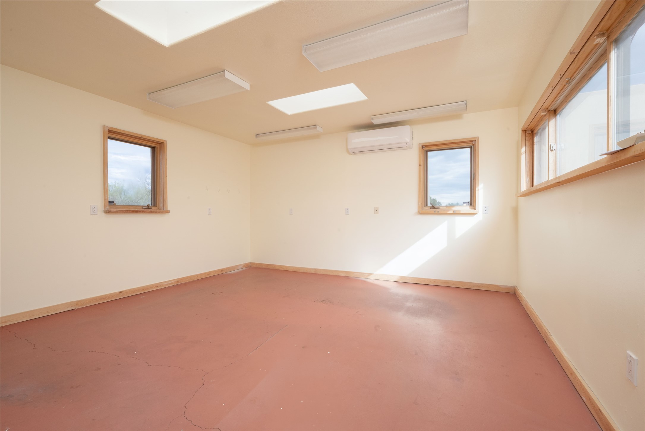 33 Herrada Road Santa Fe, NM 87508 - Photo 23 of 30 Gallery Image 23