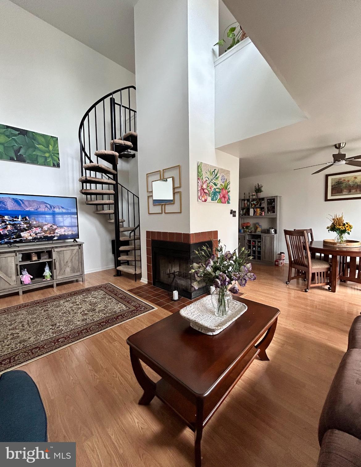 87 Whetstone Road Horsham, PA 19044 - Photo 5 of 20 a living room with furniture and a fireplace