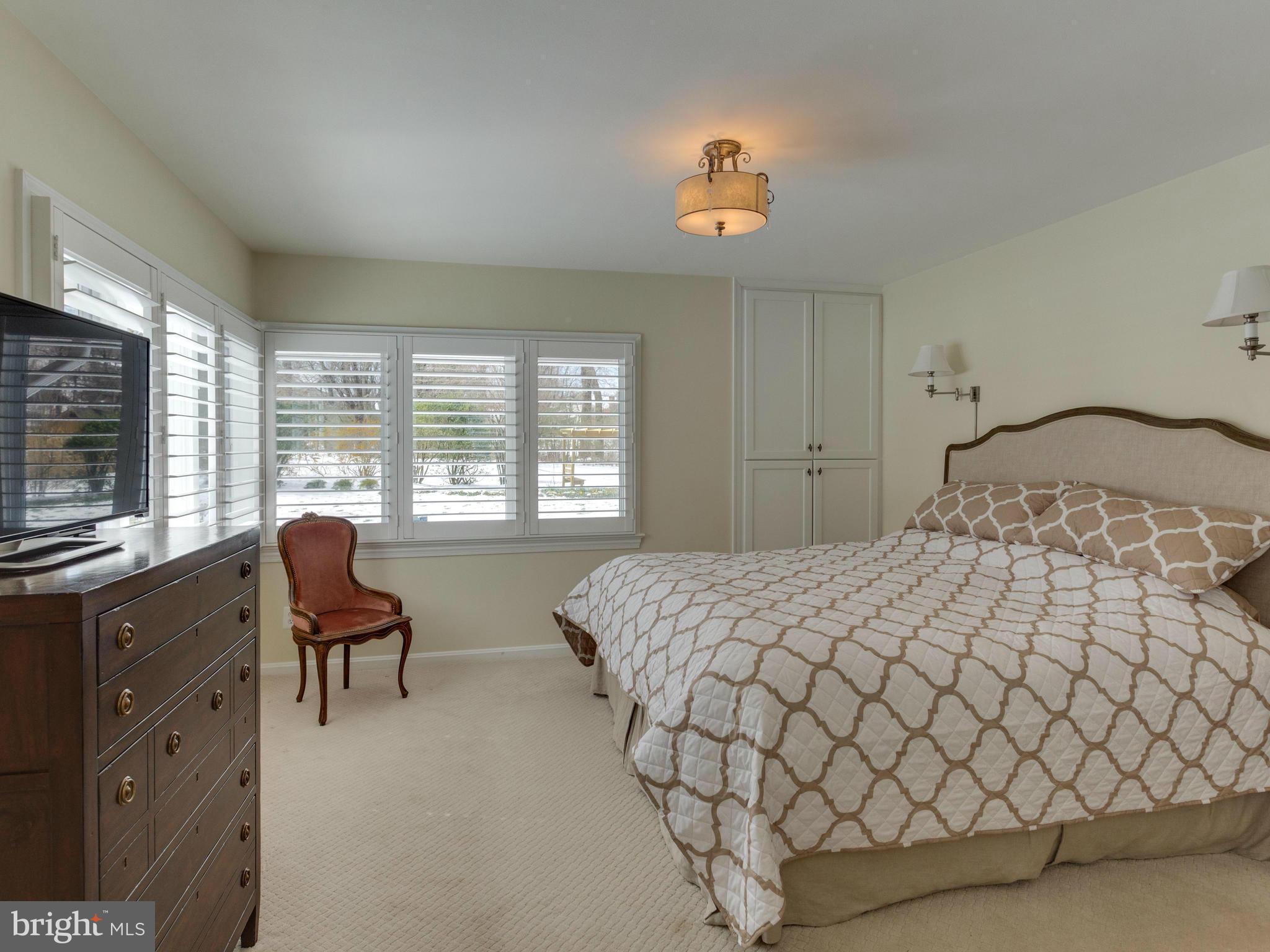 2780 Hill Road Vienna, VA 22181 - Photo 20 of 29 Bedroom (Master)