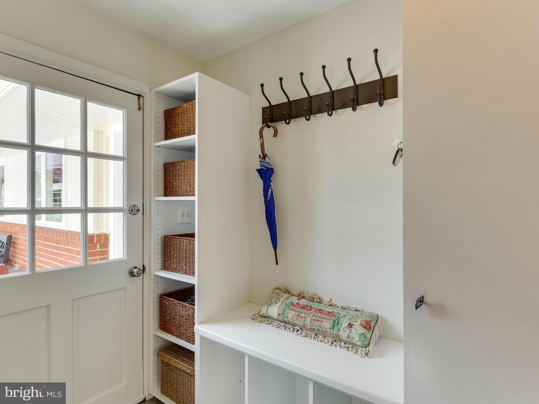 2780 Hill Road Vienna, VA 22181 - Photo 22 of 29 Interior (General)