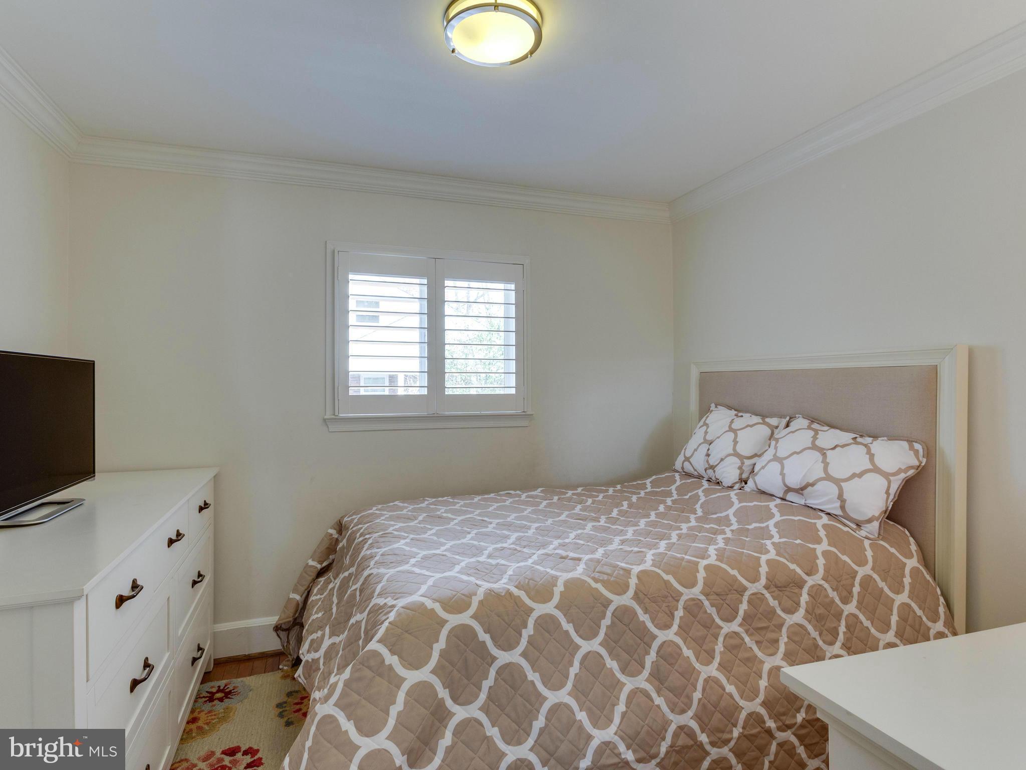 2780 Hill Road Vienna, VA 22181 - Photo 23 of 29 Bedroom