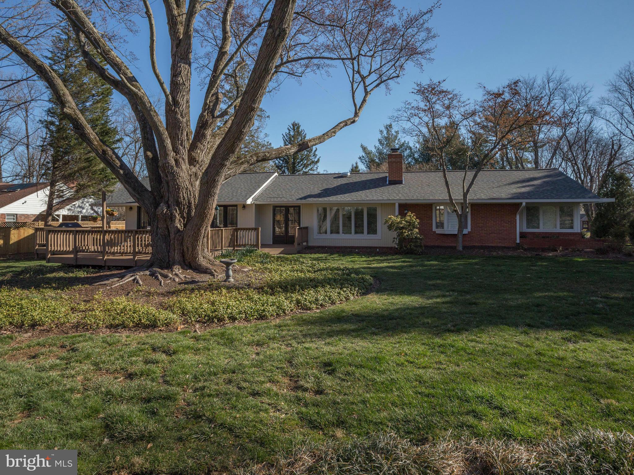 2780 Hill Road Vienna, VA 22181 - Photo 29 of 29 Exterior (Rear)
