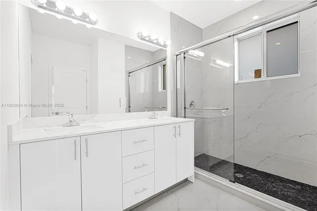 $4,540 | 22555 Southwest 125th Avenue, Unit 13A, Miami, FL 33170