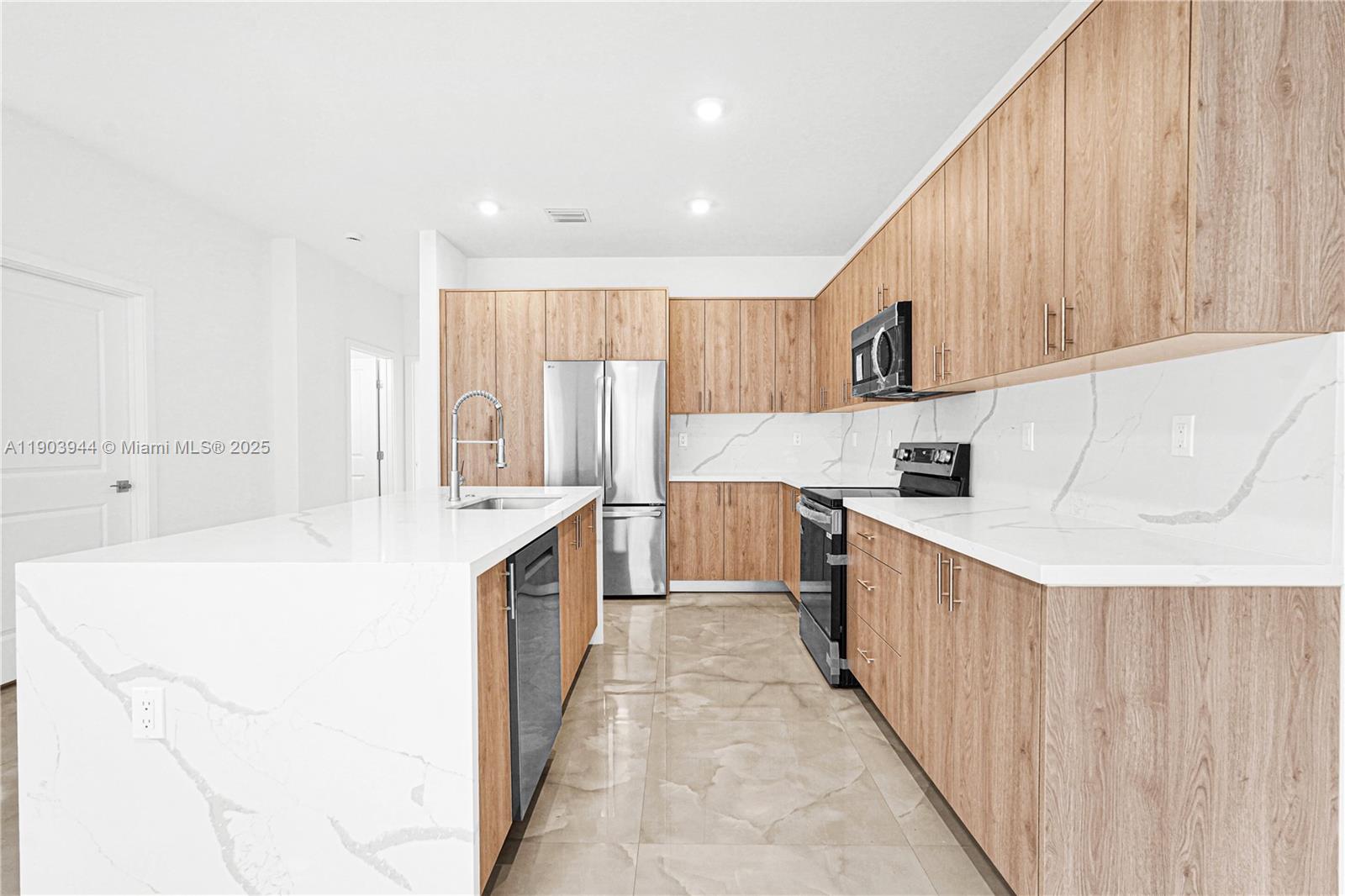 22555 Southwest 125th Avenue, Unit 13A Miami, FL 33170 - Photo 92 of 100