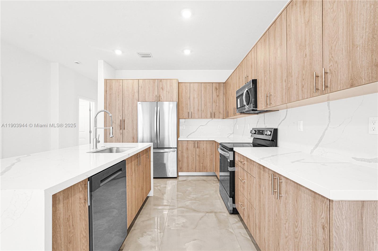 22555 Southwest 125th Avenue, Unit 13A Miami, FL 33170 - Photo 94 of 100