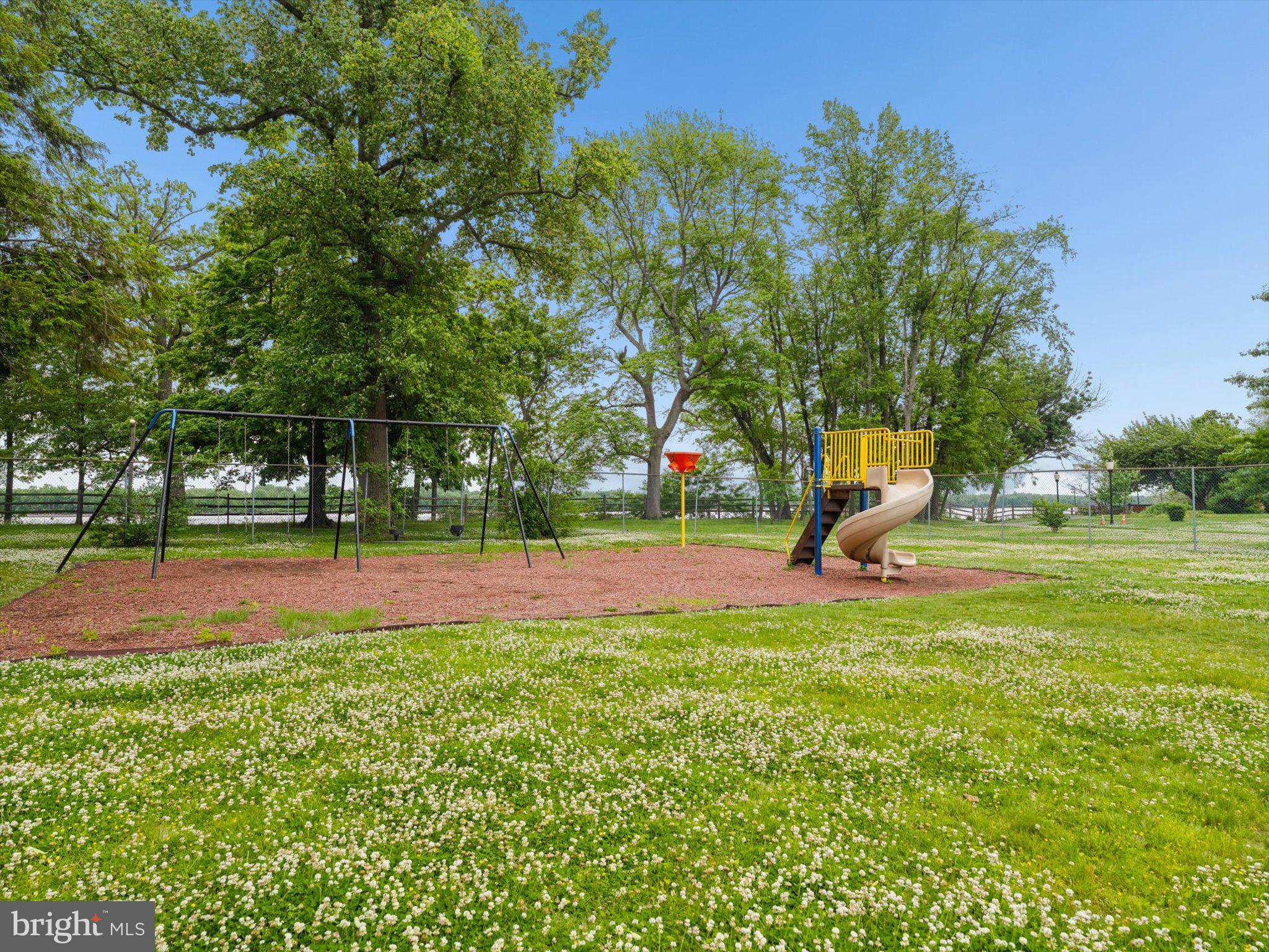 3204 Delaire Landing Road, Unit 3204 Philadelphia, PA 19114 - Photo 36 of 39 Playground & picnic area