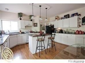 706 Woodfield Way Rochester Hills, MI 48307 - Photo 4 of 25