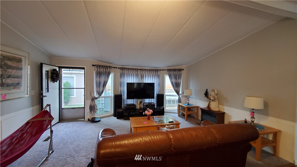 375 Union Avenue Southeast, Unit 85 Renton, WA 98059 - Photo 4 of 26 Gallery Image 4