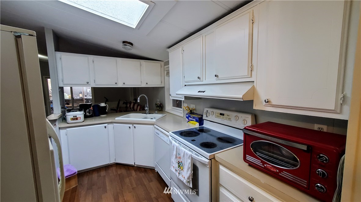 375 Union Avenue Southeast, Unit 85 Renton, WA 98059 - Photo 6 of 26 Gallery Image 6