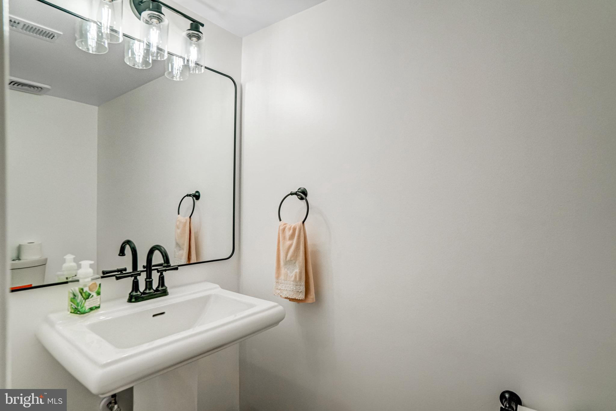 7832 Valleyfield Drive Springfield, VA 22153 - Photo 17 of 24