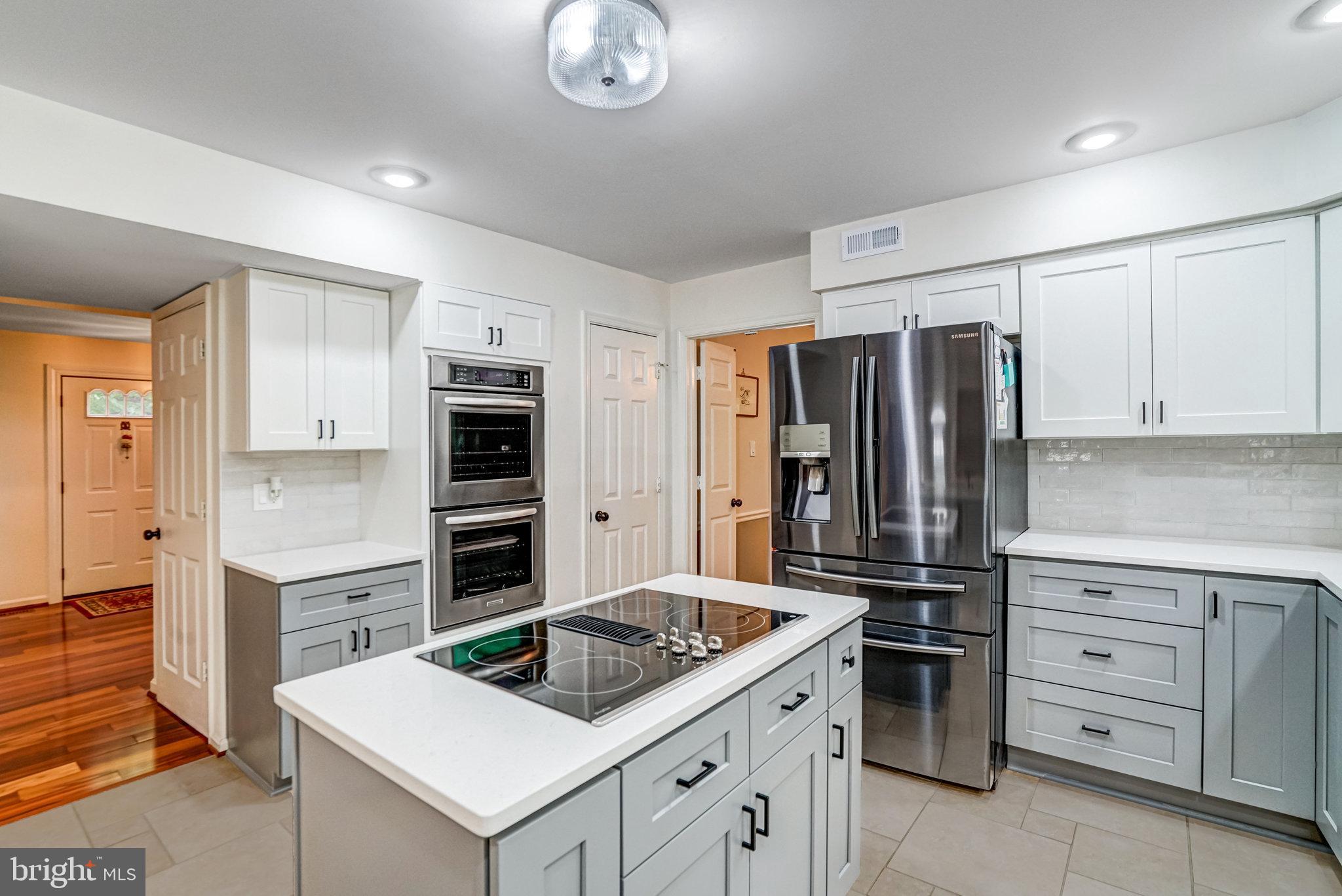 7832 Valleyfield Drive Springfield, VA 22153 - Photo 8 of 24