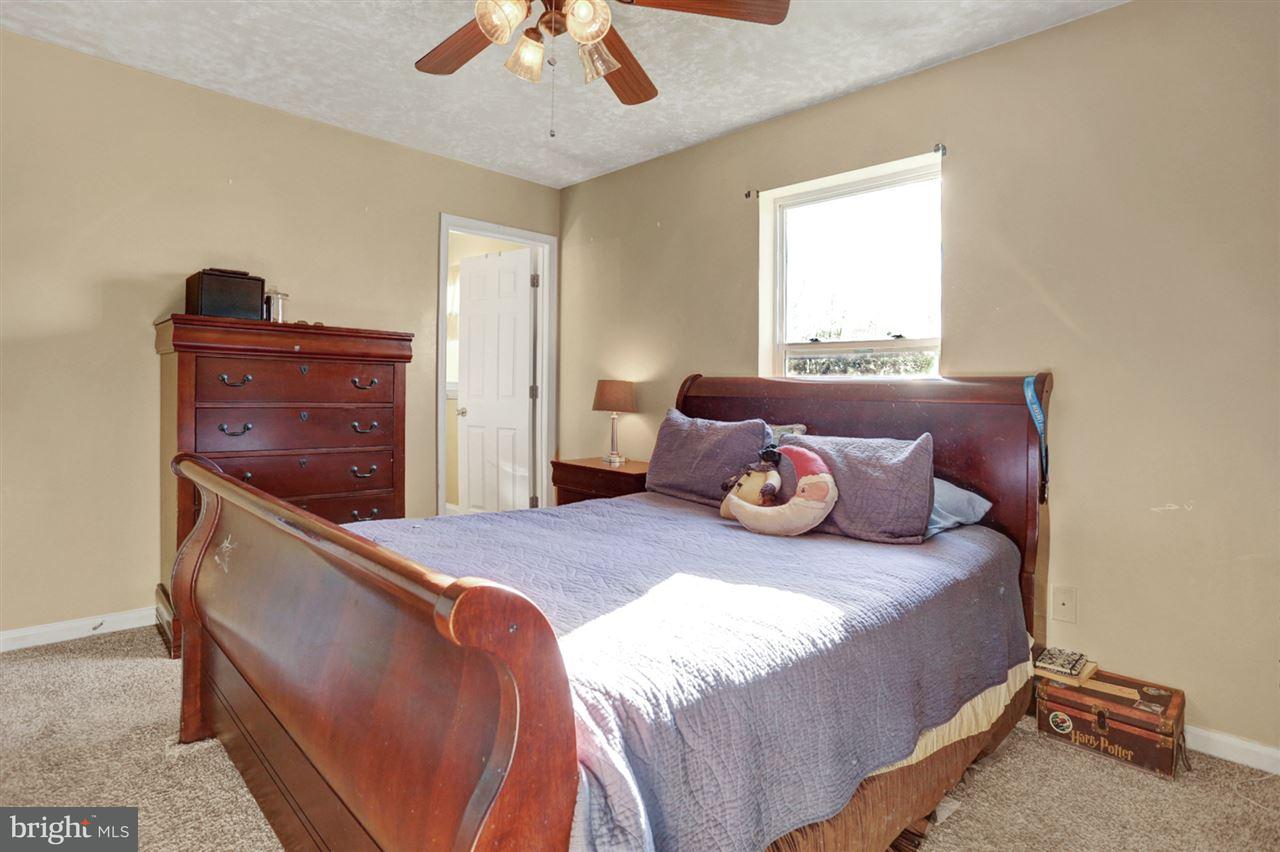 422 Crossroad School Road Carlisle, PA 17015 - Photo 16 of 24 Gallery Image 16