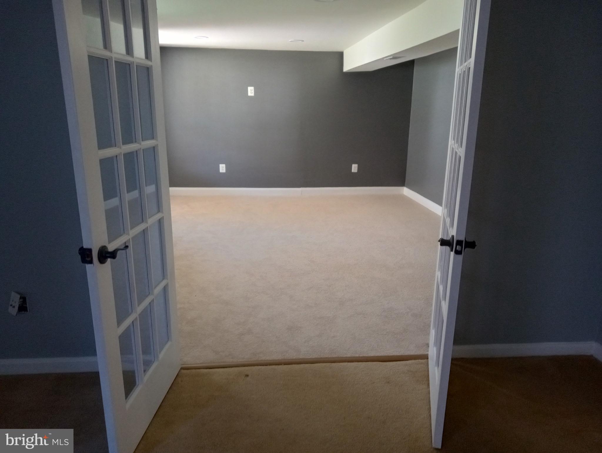 4023 Paige View Road Randallstown, MD 21133 - Photo 14 of 64