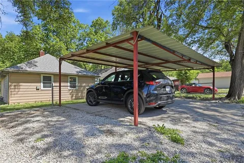 $170,000 | 1436 South 39th Street, Kansas City, KS 66106