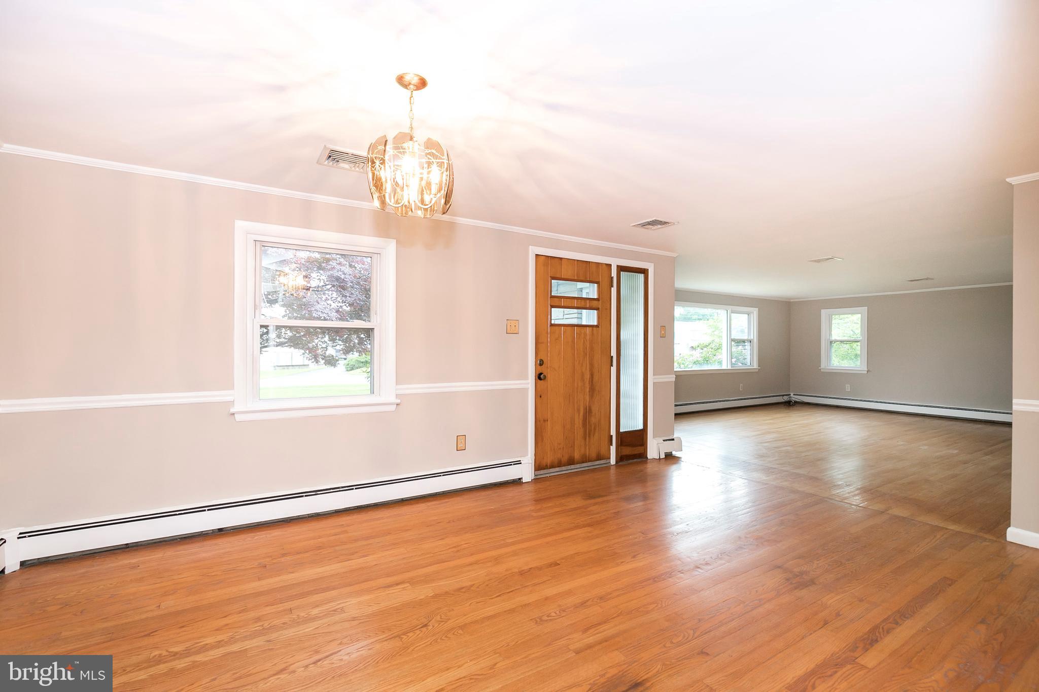 100 Wells Road Spring City, PA 19475 - Photo 14 of 33 Dining Room