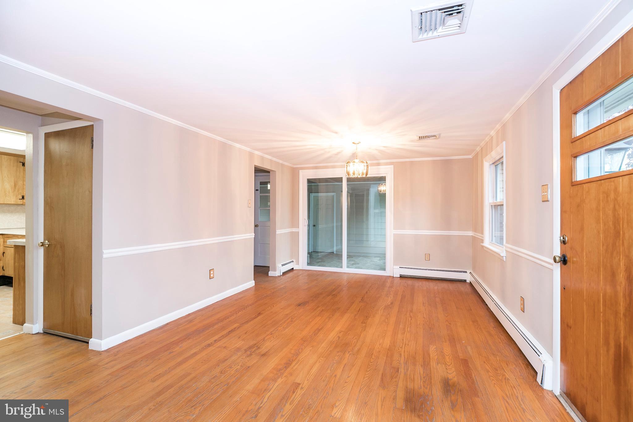 100 Wells Road Spring City, PA 19475 - Photo 16 of 33 Dining Room