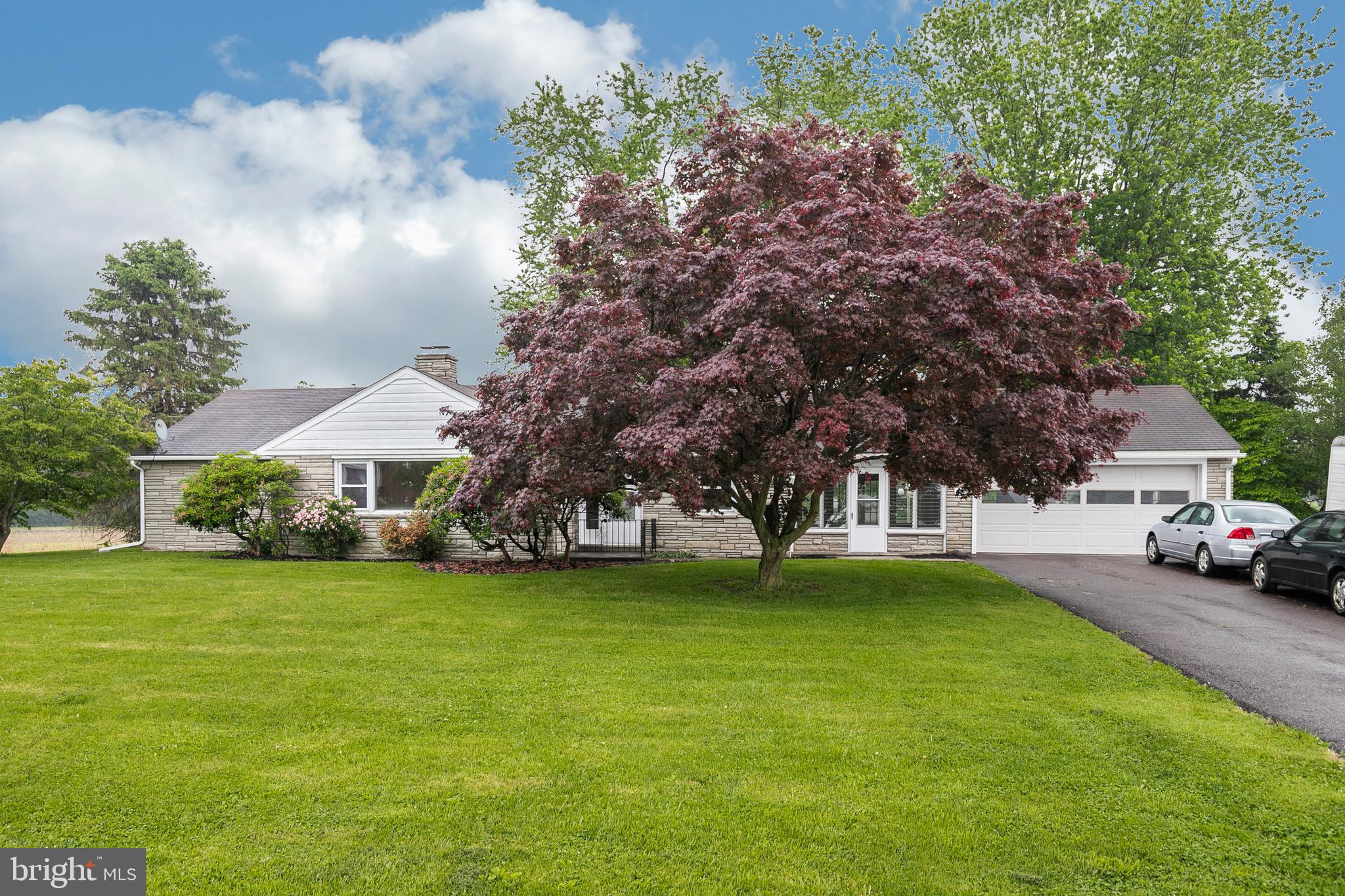 100 Wells Road Spring City, PA 19475 - Photo 3 of 33 Exterior Front
