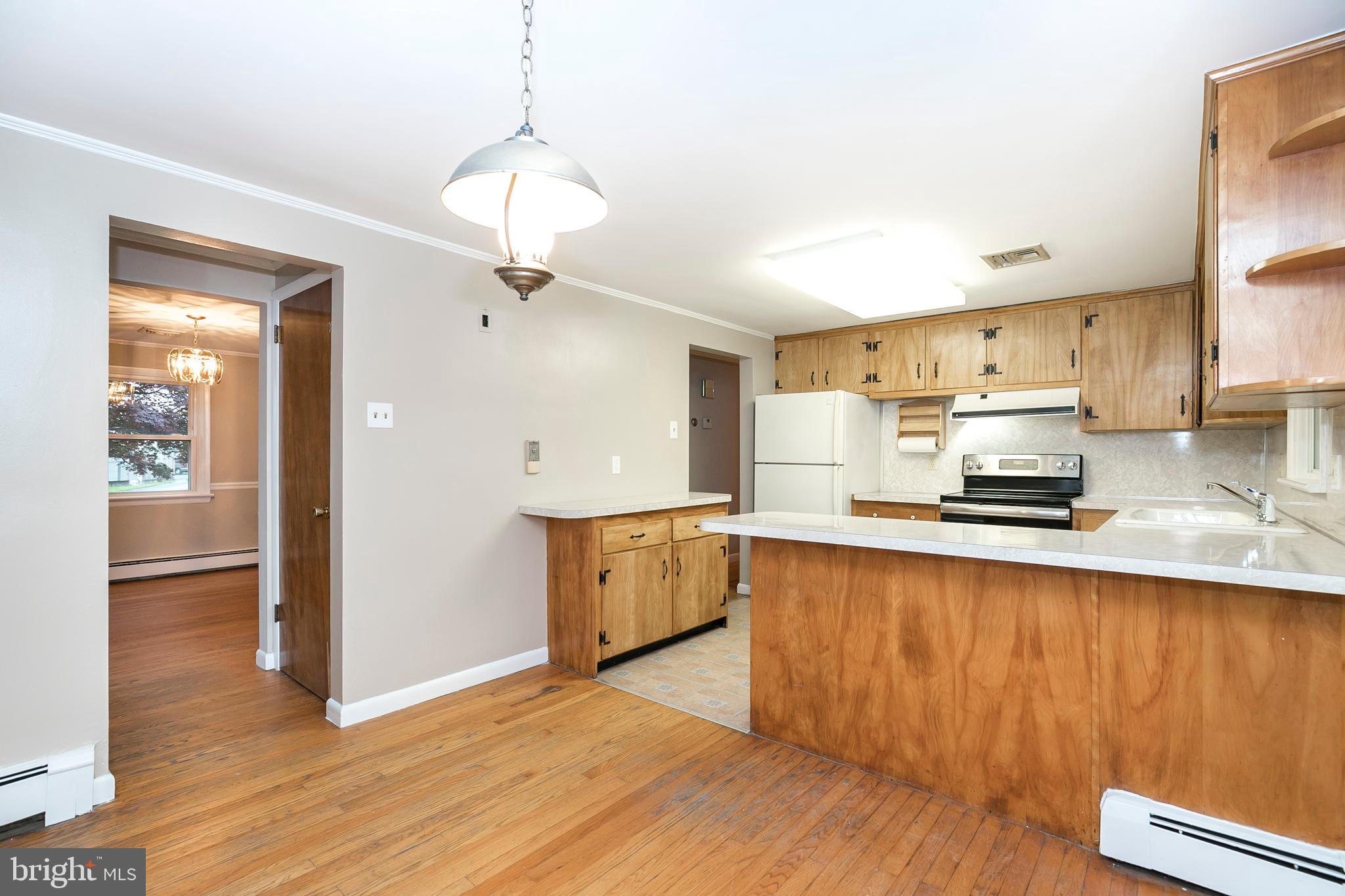 100 Wells Road Spring City, PA 19475 - Photo 22 of 33 Breakfast area