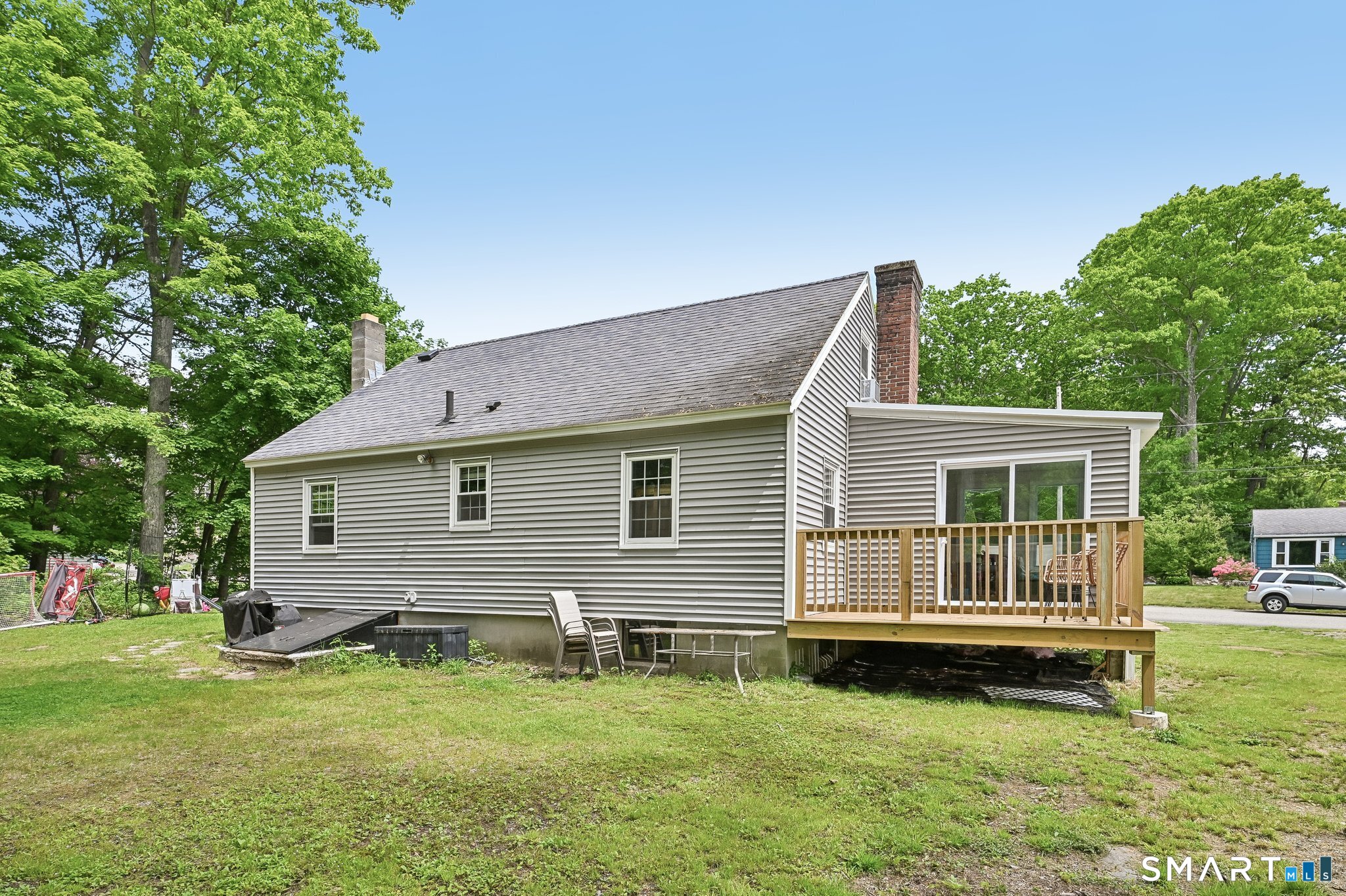 19 Carleton Road Leicester, MA 01542 - Photo 23 of 27