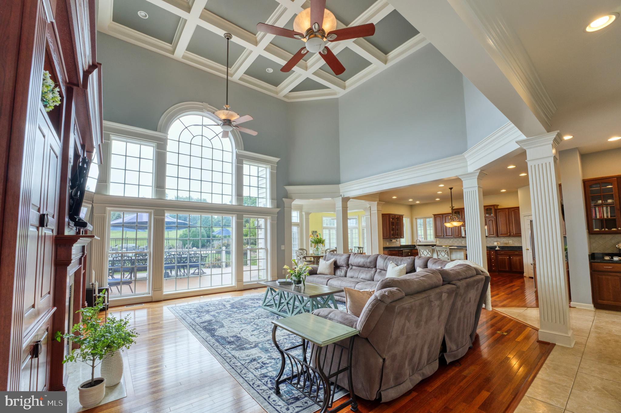 35467 Sunny Ridge Road Round Hill, VA 20141 - Photo 17 of 74 A Great Room with An Amazing View