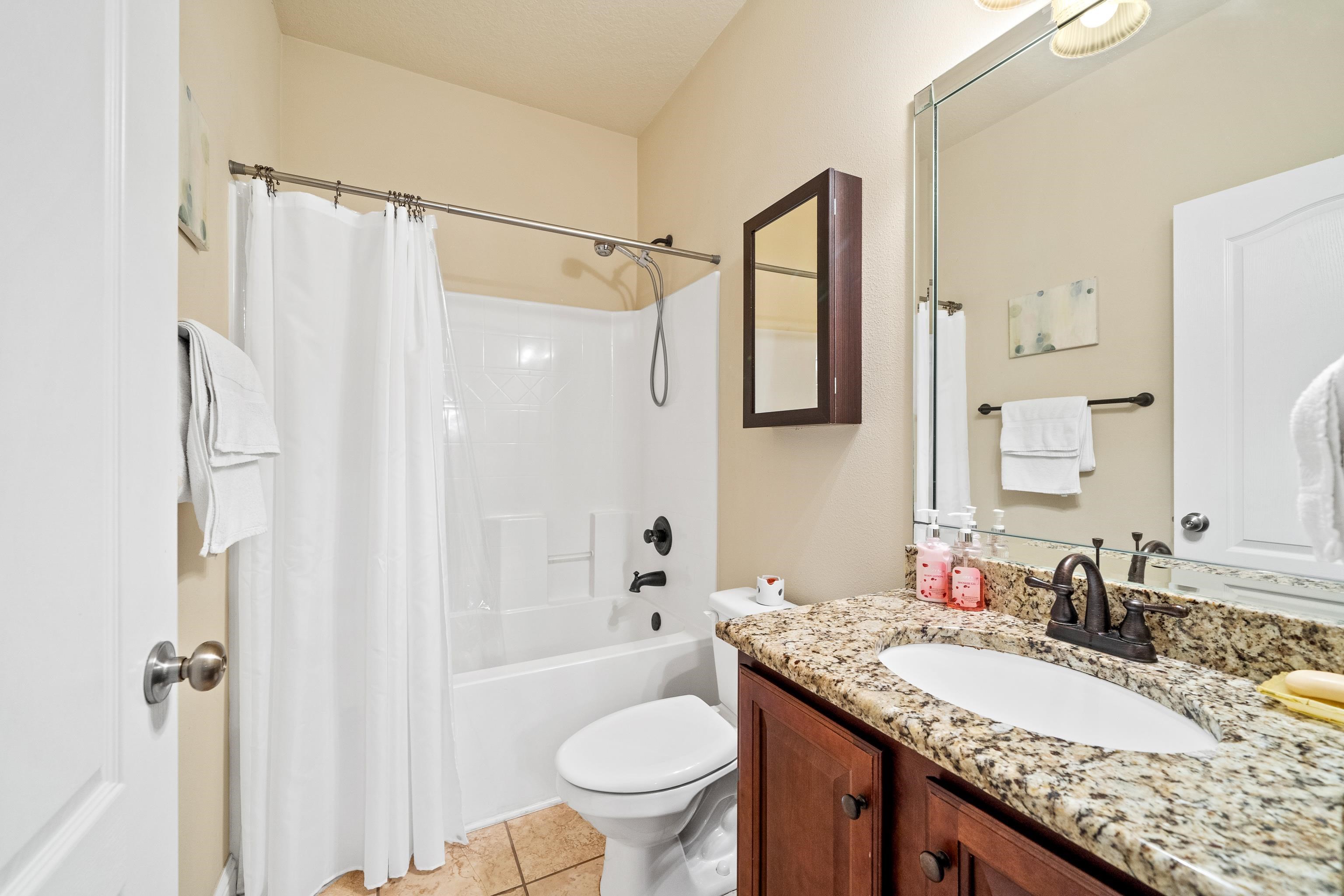 9115 Krystal Ridge Court Daphne, AL 36526 - Photo 16 of 39 Bathroom