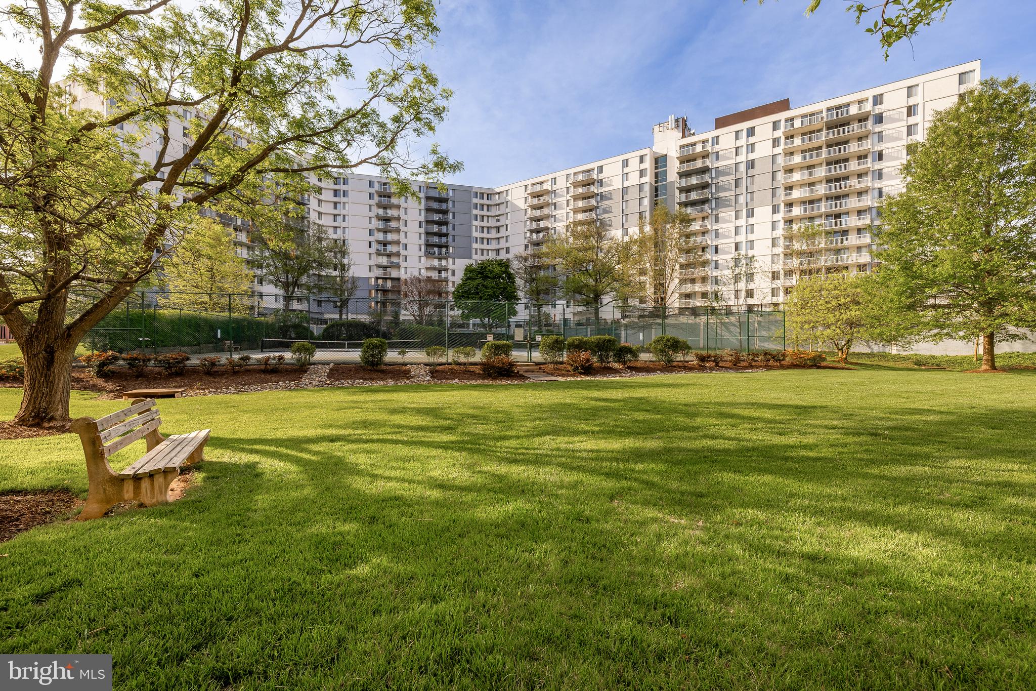 6800 Fleetwood Road, Unit 901 McLean, VA 22101 - Photo 24 of 25