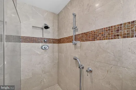 $2,350,000 | 1205 Suffield Drive, McLean, VA 22101
