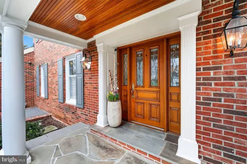 $2,350,000 | 1205 Suffield Drive, McLean, VA 22101