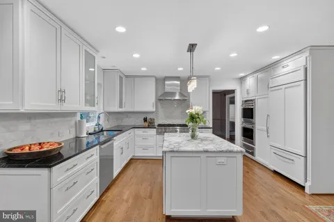 $2,350,000 | 1205 Suffield Drive, McLean, VA 22101