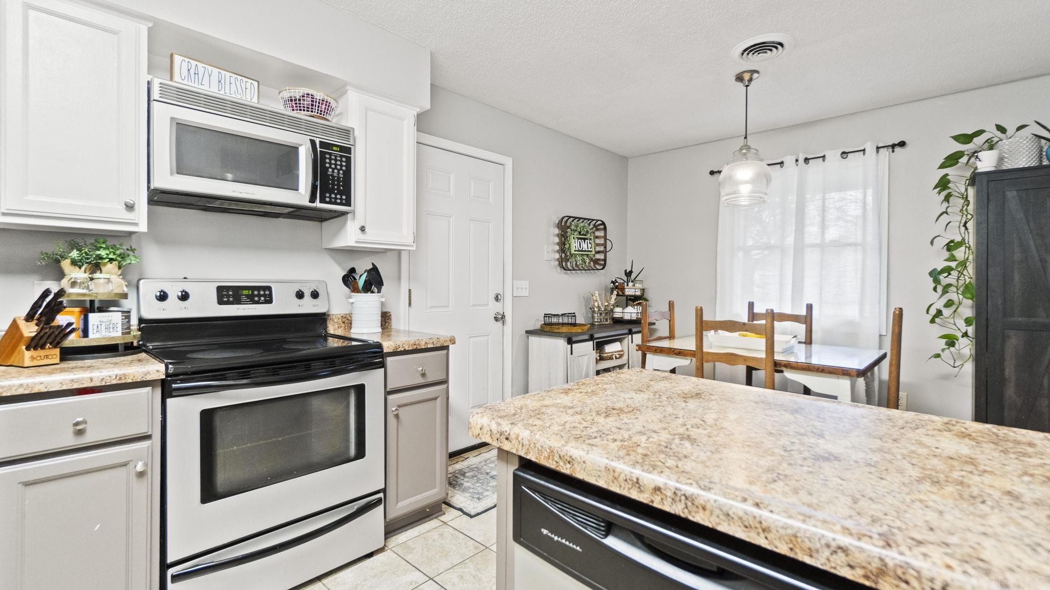 15916 Lima Road Huntertown, IN 46748 - Photo 15 of 33