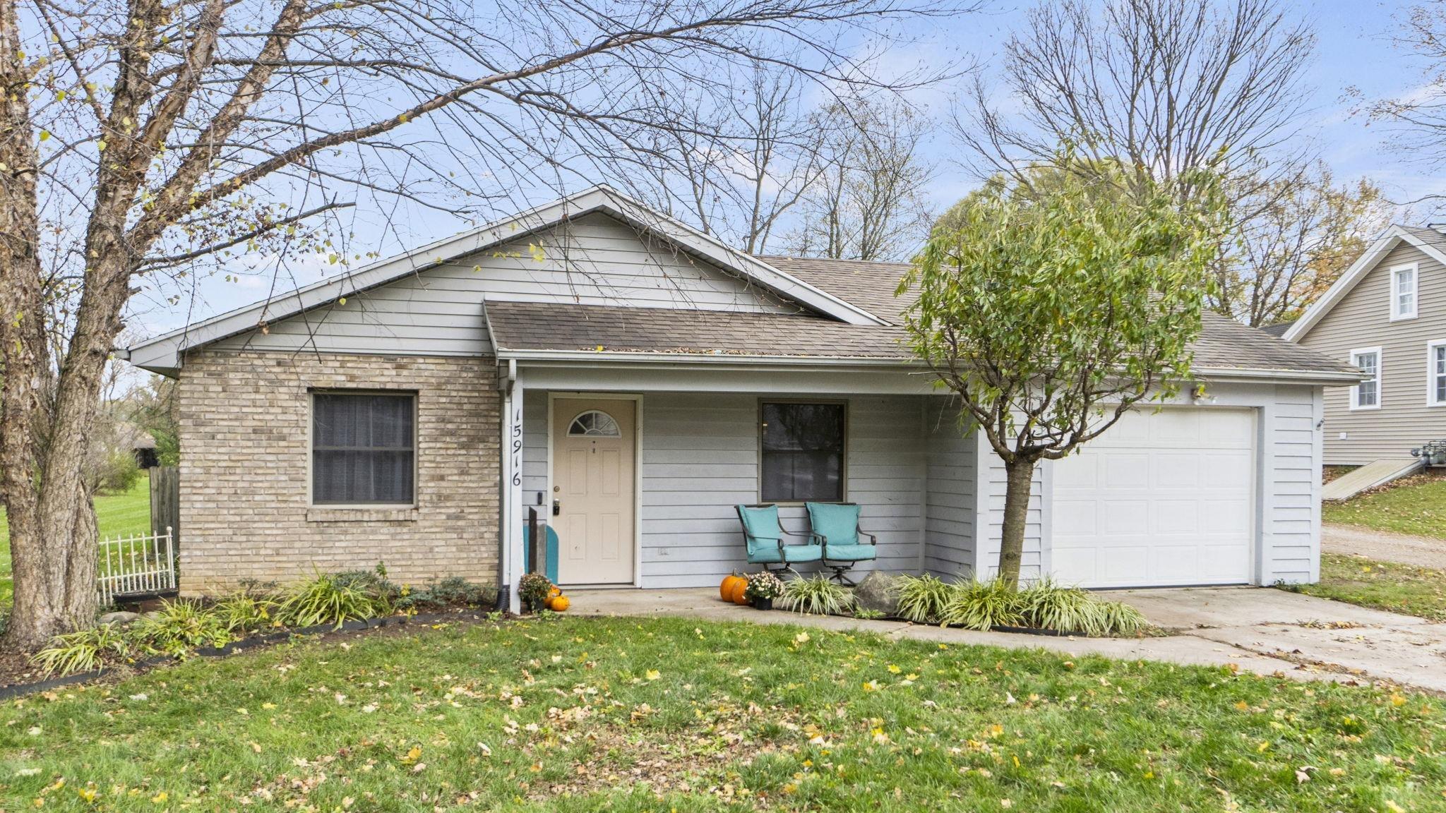 15916 Lima Road Huntertown, IN 46748 - Photo 2 of 33